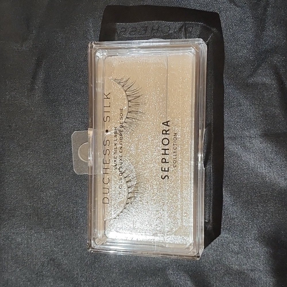 BNIB sealed Sephora Luxe Silk Lash-Duchess